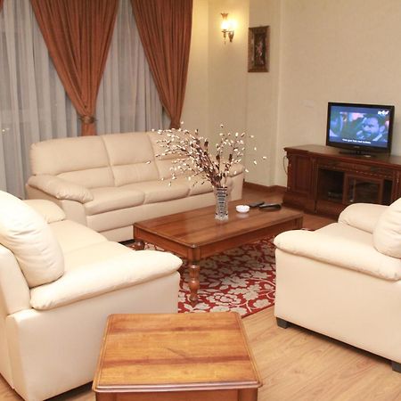 Solmile Family Guest House Addis Ababa Ngoại thất bức ảnh