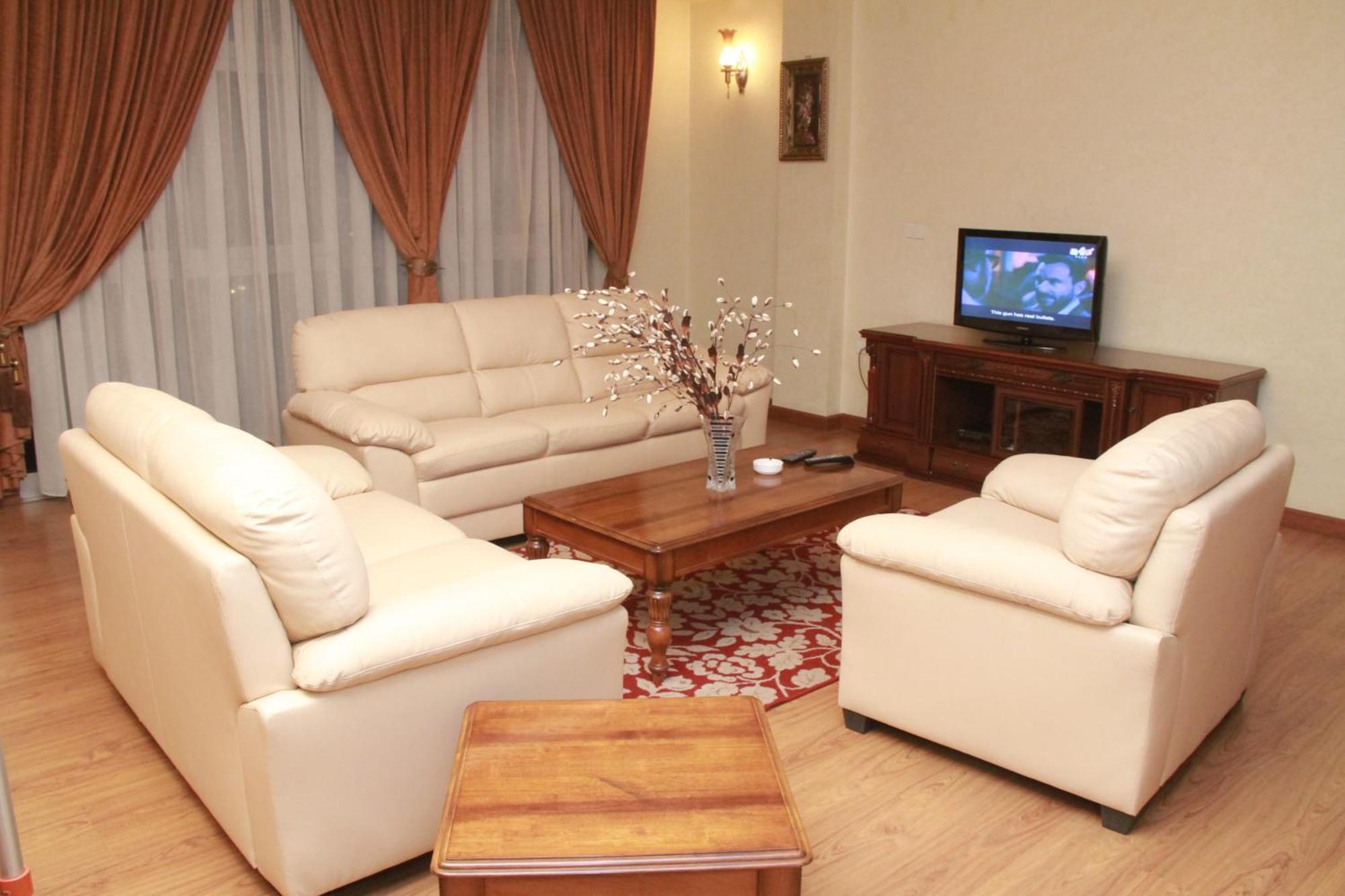 Solmile Family Guest House Addis Ababa Ngoại thất bức ảnh