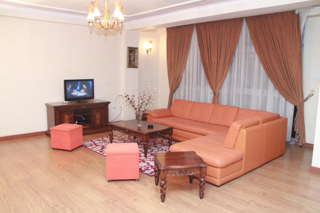 Solmile Family Guest House Addis Ababa Ngoại thất bức ảnh