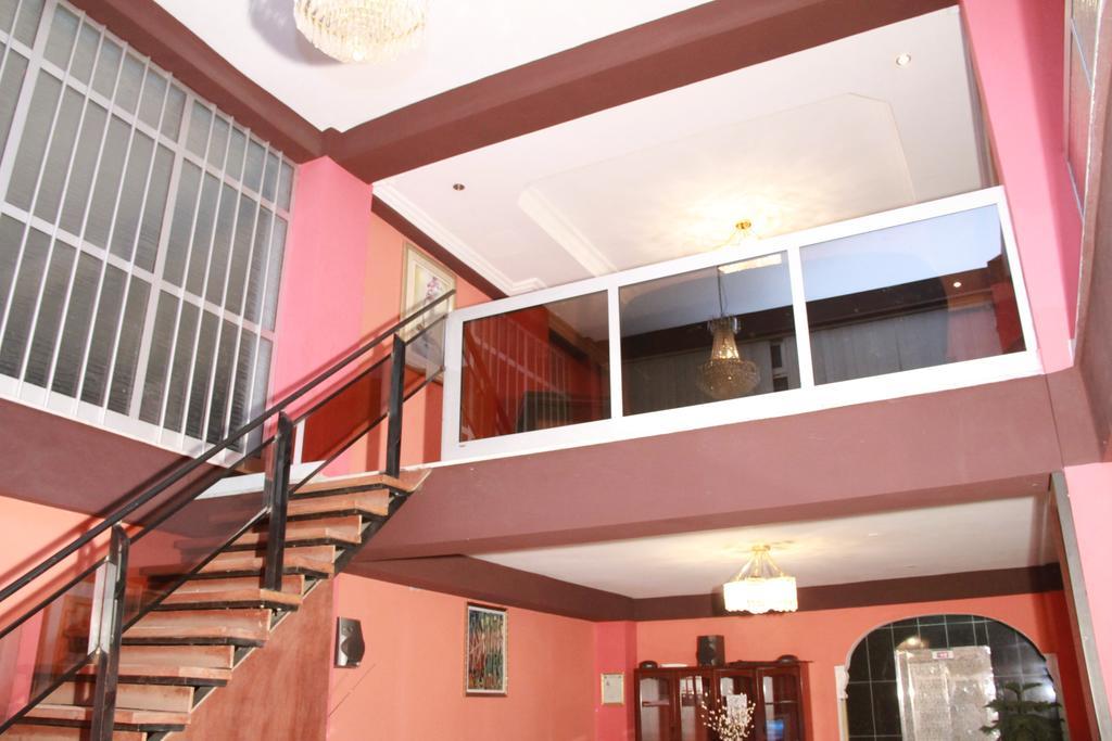 Solmile Family Guest House Addis Ababa Ngoại thất bức ảnh