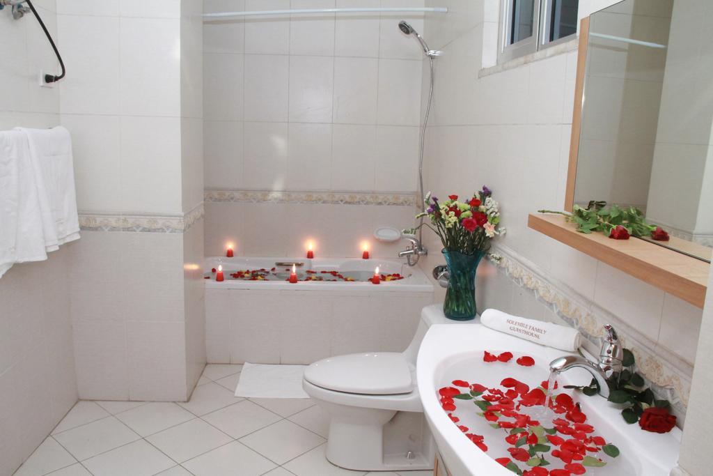 Solmile Family Guest House Addis Ababa Ngoại thất bức ảnh