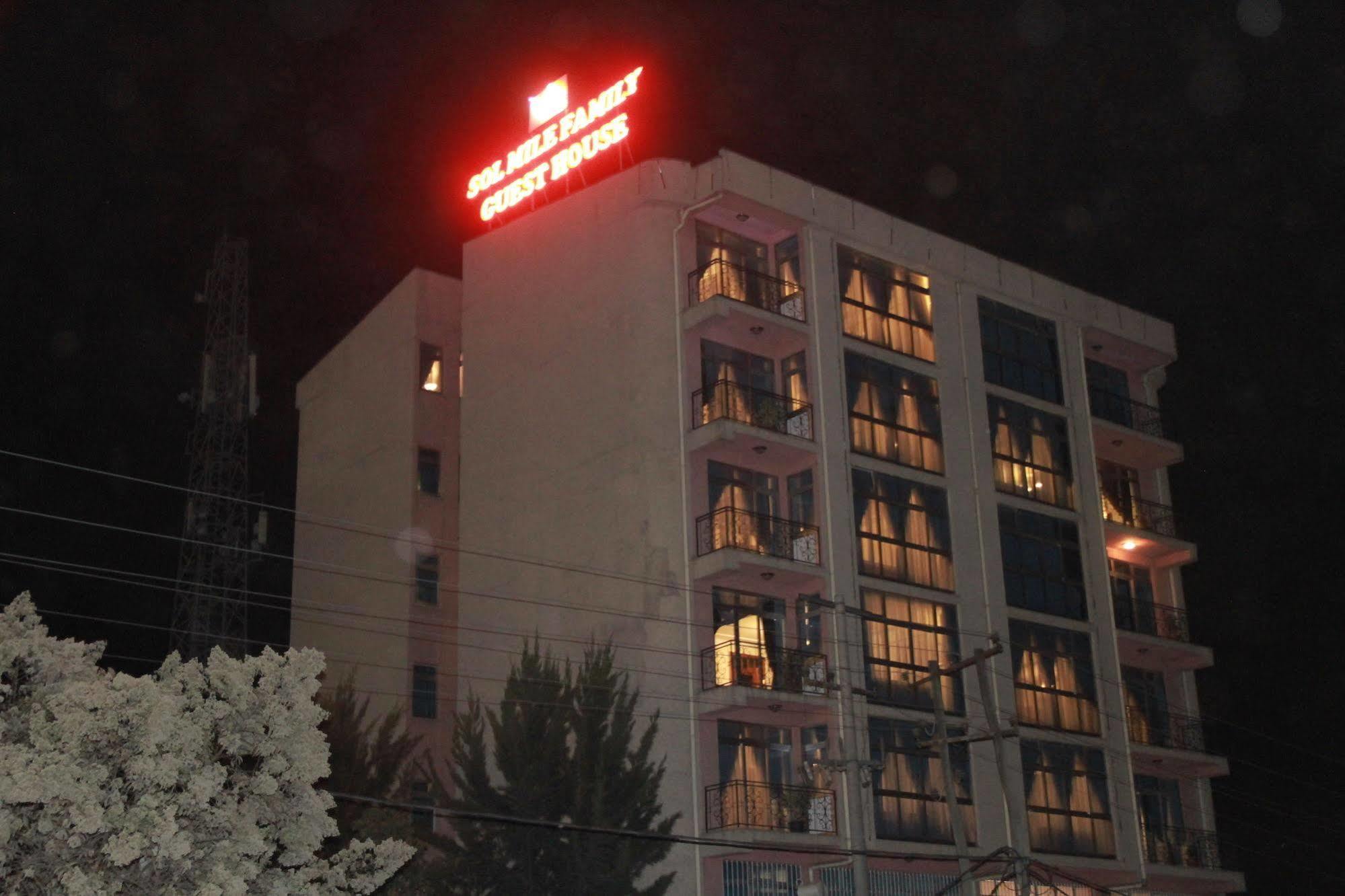 Solmile Family Guest House Addis Ababa Ngoại thất bức ảnh