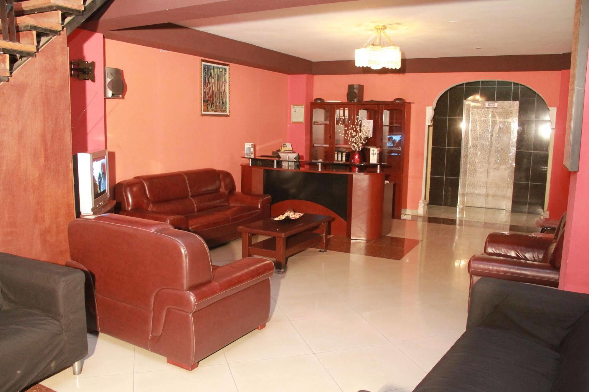Solmile Family Guest House Addis Ababa Ngoại thất bức ảnh